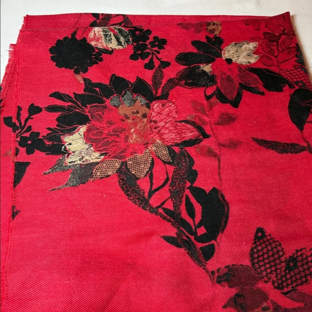 Chico’s Red Floral Poly Large 76”Lx 32”W Wrap